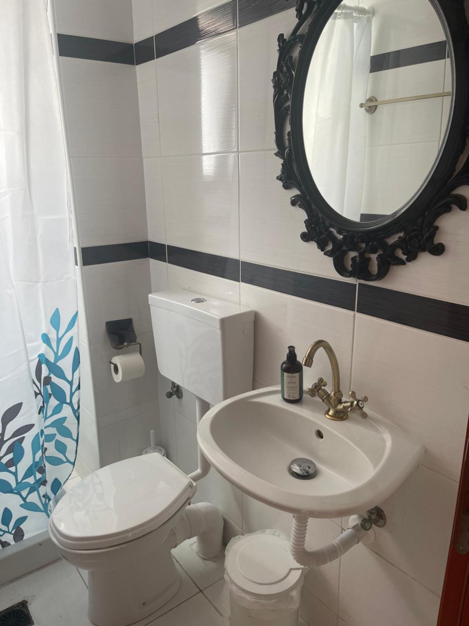 Retire Flat In The Heart Of City Heraklion Exteriör bild